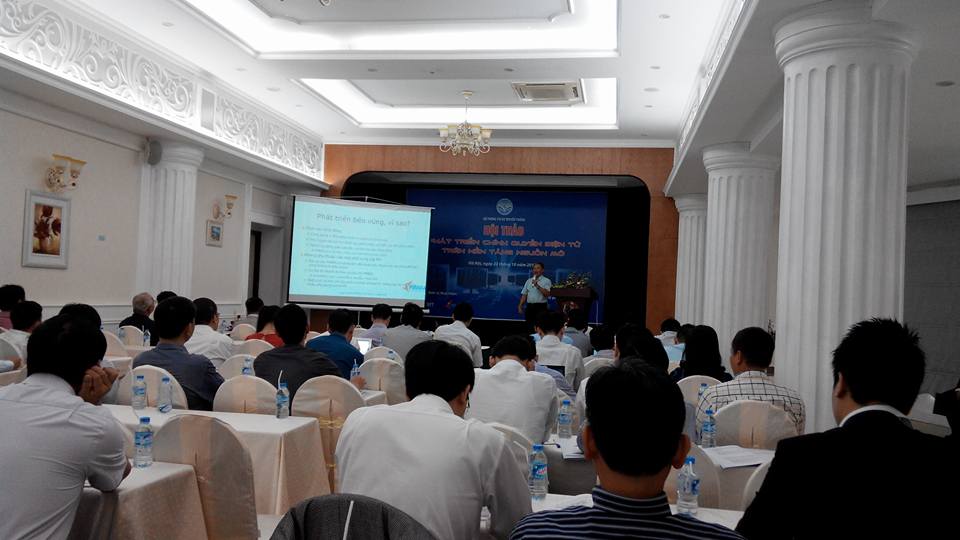 Quang cảnh Hội thảo phát triển Chính quyền điện tử trên nền tảng phần mềm nguồn mở do Bộ Thông tin và Truyền thông tổ chức sáng 22.10 tại Hà Nội.