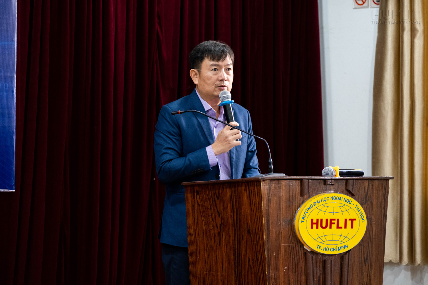 TS Nguyễn Anh Tuấn, Hiệu trưởng Trường Đại học Ngoại ngữ Tin học Thành phố Hồ Chí Minh (HUFLIT) phát biểu